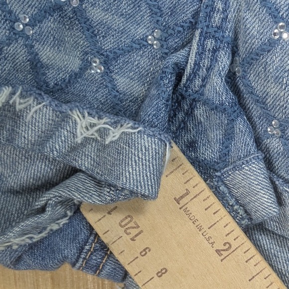 Hollister Denim Booty Shorts Micro Rhinestone Bling Frayed Hem Women's 7/28 - Picture 6 of 9